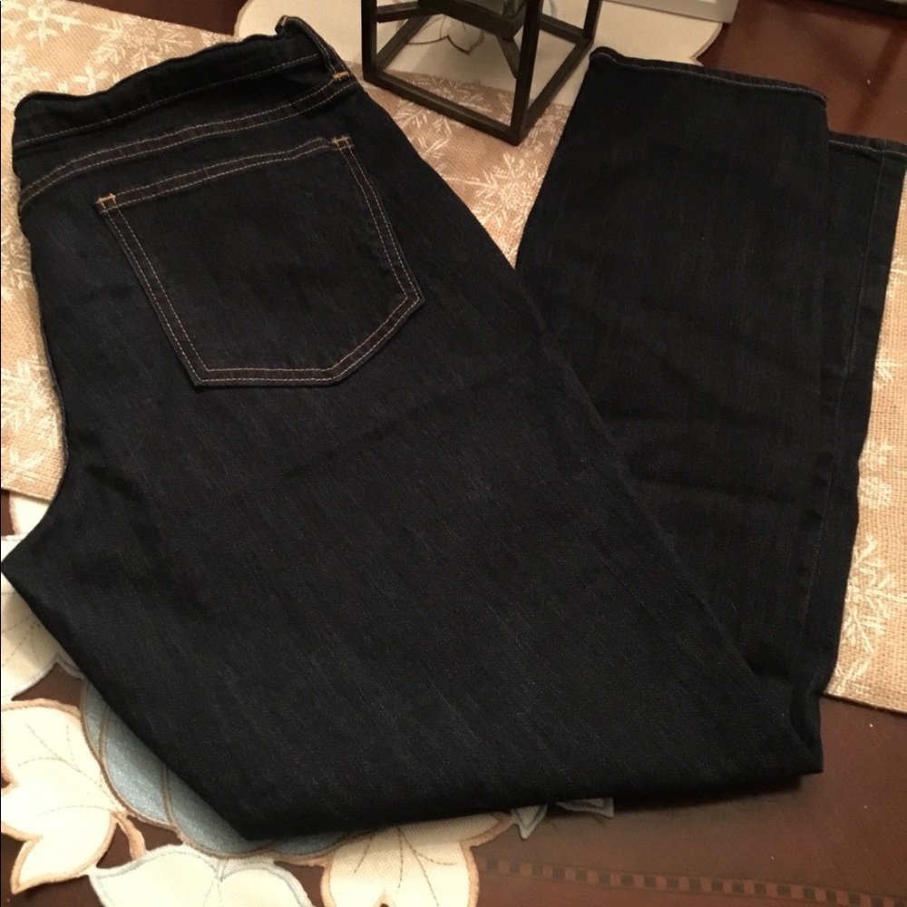 Old Navy dark wash Jean